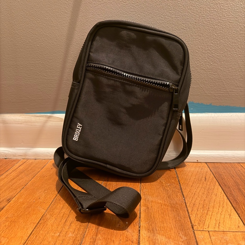 BRIXLEY Black Crossbody Bag
